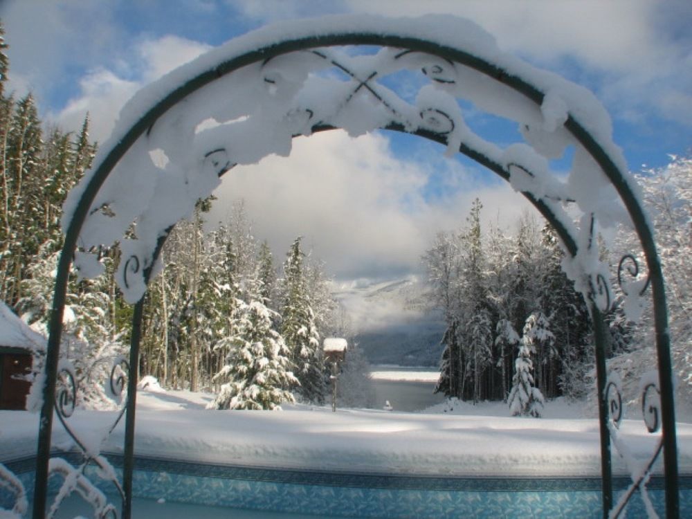 Mulvehill Creek Wilderness Inn And Wedding Chapel Revelstoke Exteriör bild
