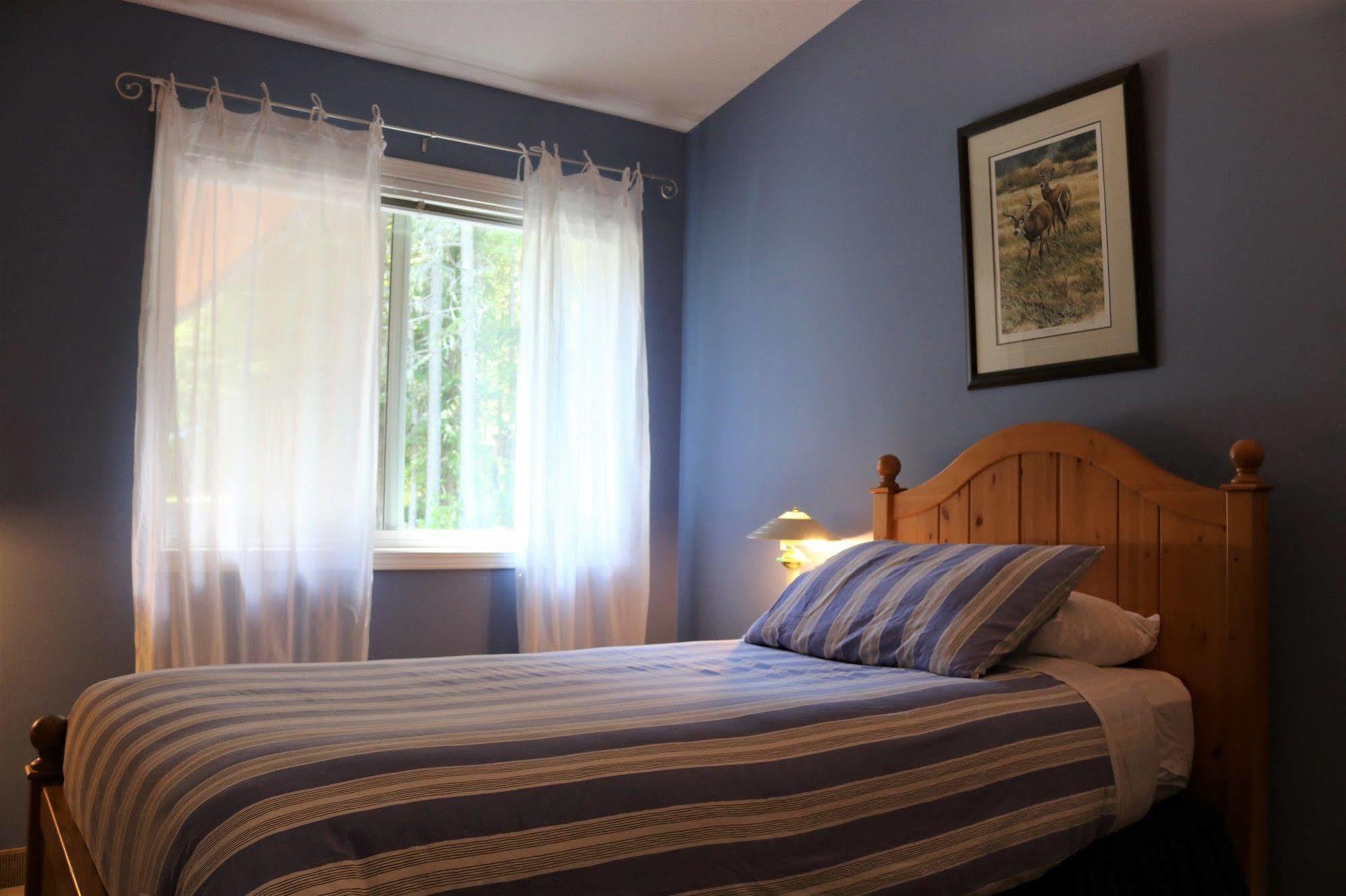 Mulvehill Creek Wilderness Inn And Wedding Chapel Revelstoke Exteriör bild